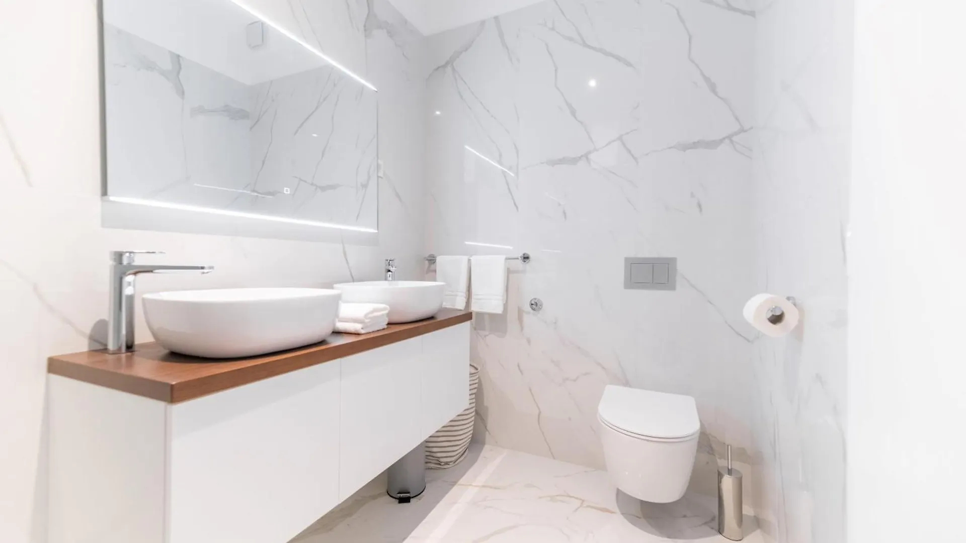 Villa Velebit - Luxury Apartment Steps Away From Adriatic Sea, With Private Pool And Stunning Views Vinjerac