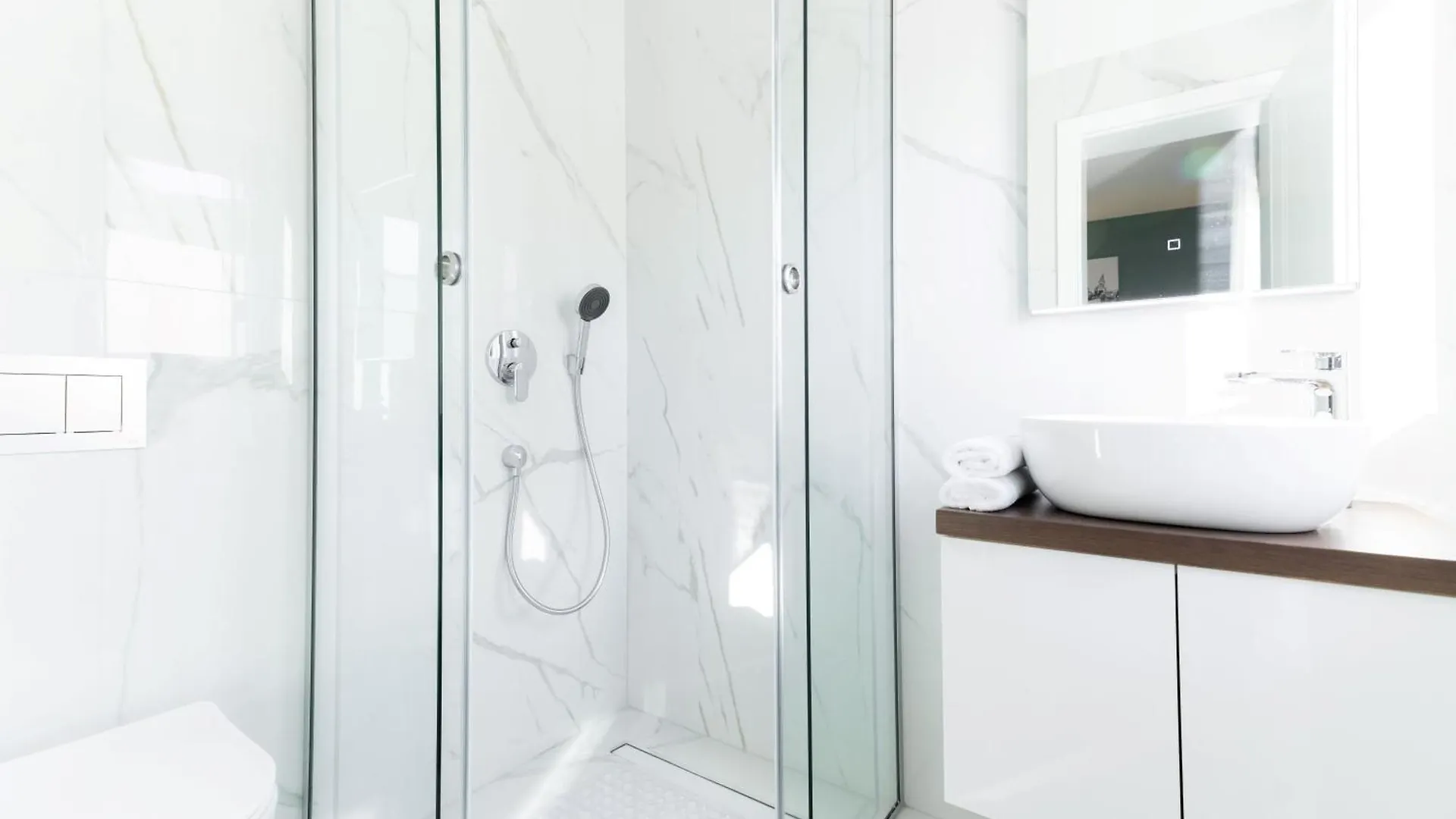 Villa Velebit - Luxury Apartment Steps Away From Adriatic Sea, With Private Pool And Stunning Views Vinjerac Croazia