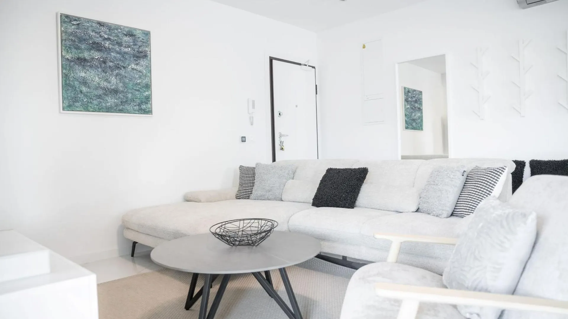 Villa Velebit - Luxury Apartment Steps Away From Adriatic Sea, With Private Pool And Stunning Views Vinjerac Croatia