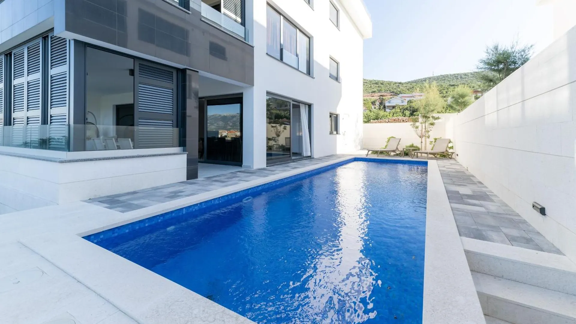 Villa Velebit - Luxury Apartment Steps Away From Adriatic Sea, With Private Pool And Stunning Views Vinjerac Croatia